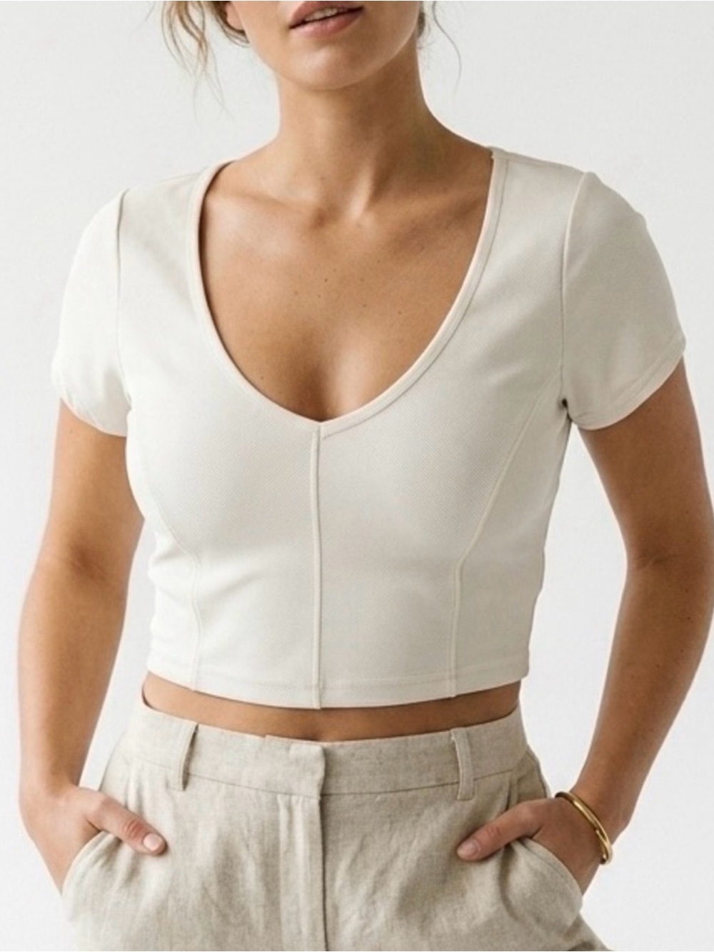 aerie Cream V-Neck Ribbed Cropped Tee